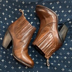 Freebird Chestnut Leather Ankle Booties